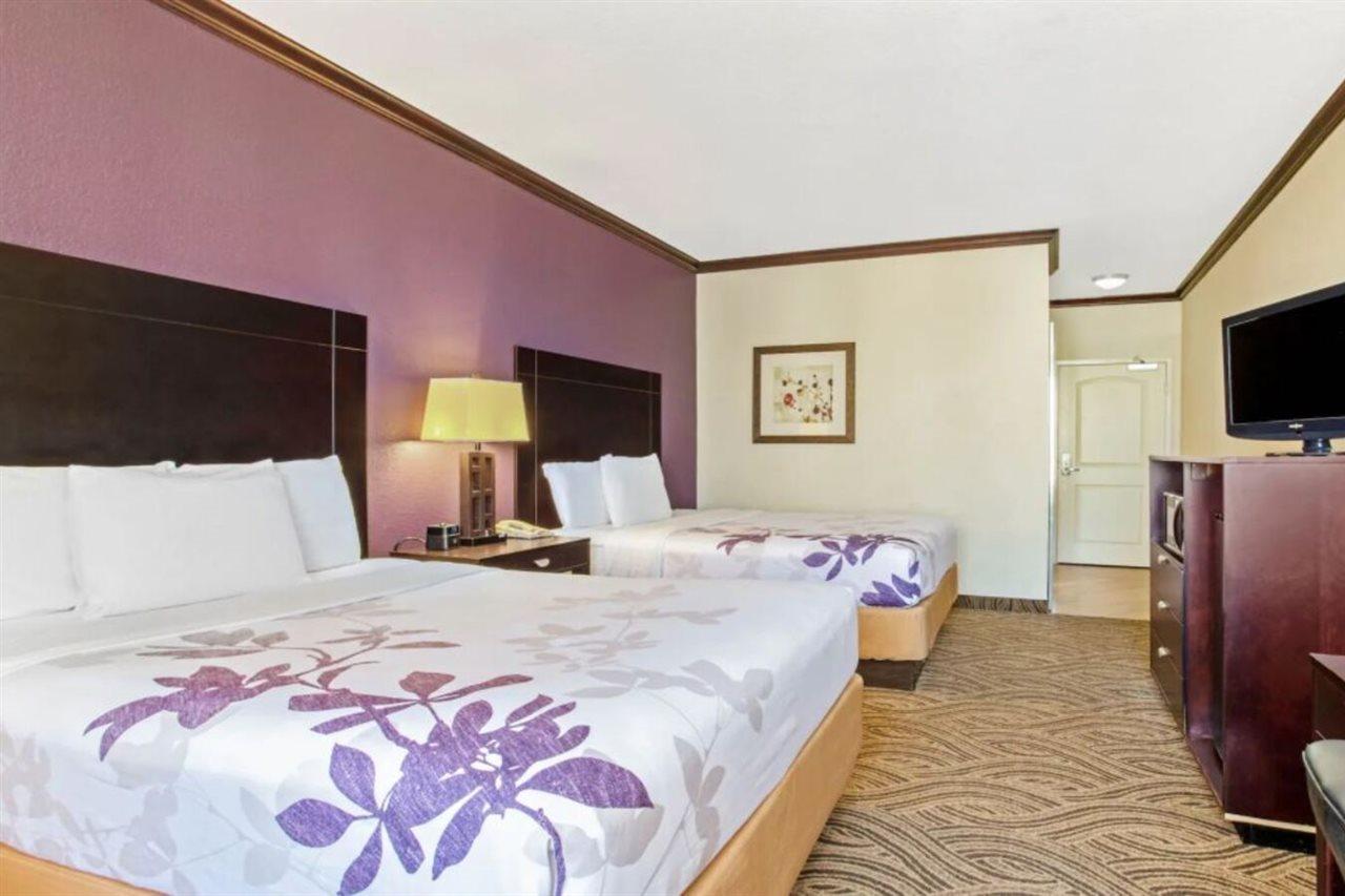 La Quinta Inn & Suites By Wyndham Ft Worth-Burleson Eksteriør bilde