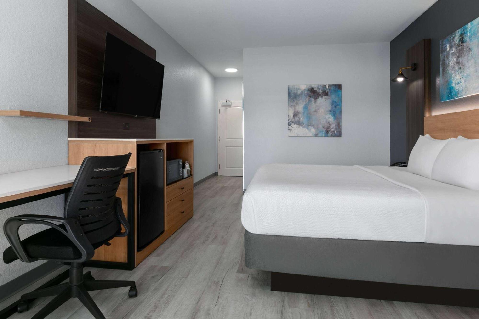 La Quinta Inn & Suites By Wyndham Ft Worth-Burleson Eksteriør bilde