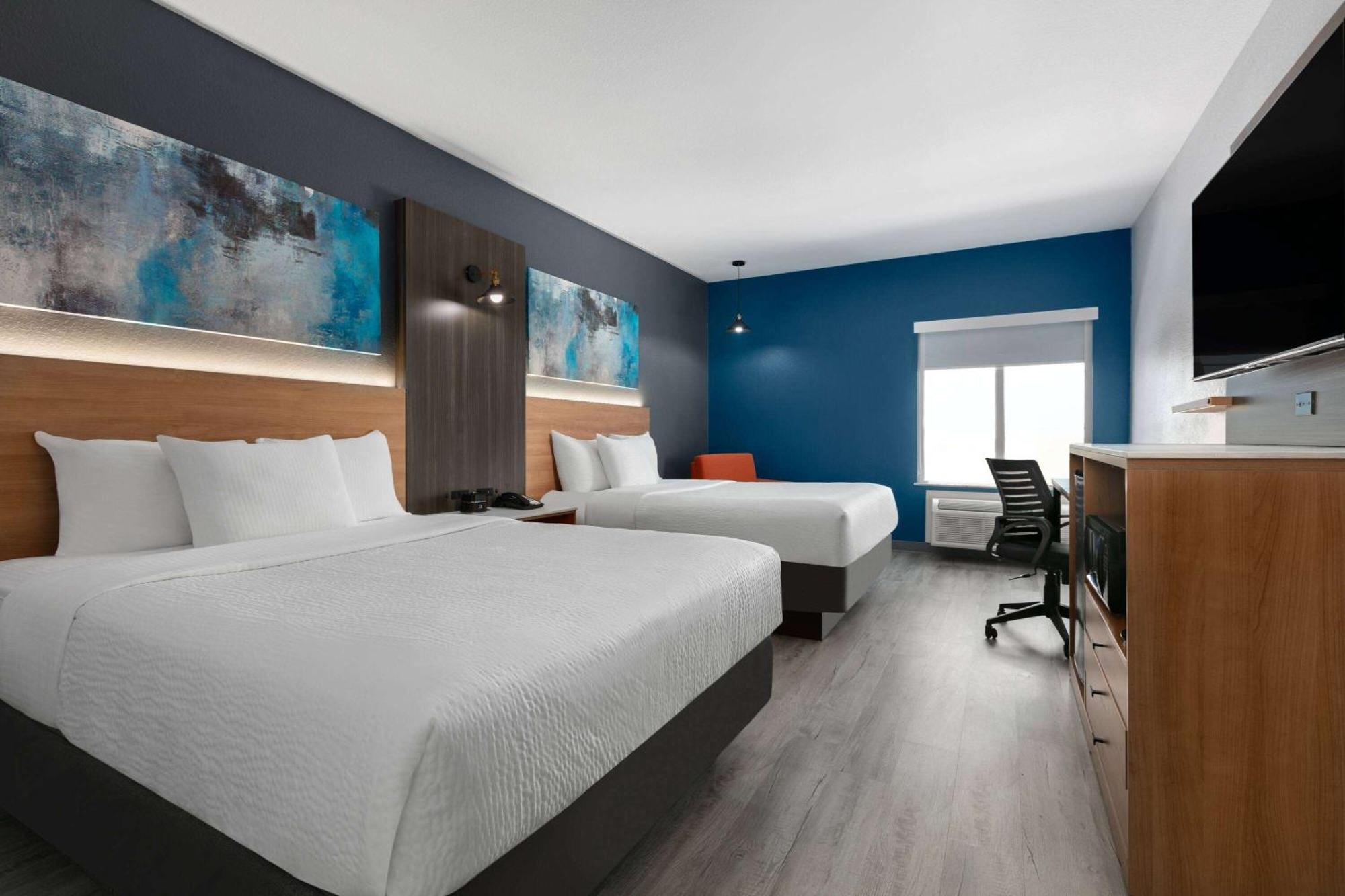 La Quinta Inn & Suites By Wyndham Ft Worth-Burleson Eksteriør bilde
